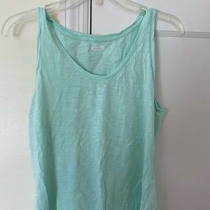 Lightweight tank top